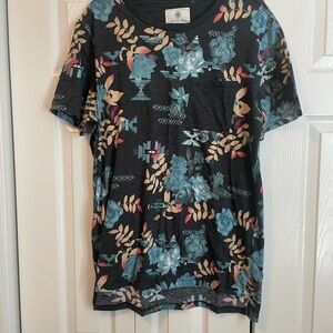 On the Byas Charcoal Tee with Floral Print, L
